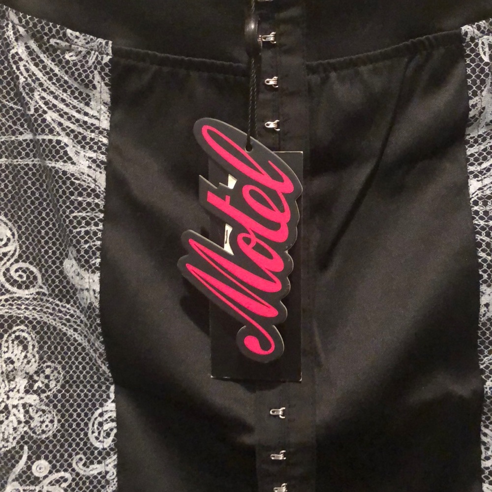 Motel Rocks Skirt - Picture 3 of 4